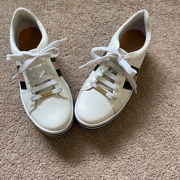 Vizzano white sneakers with little platform - Picture 2 of 6